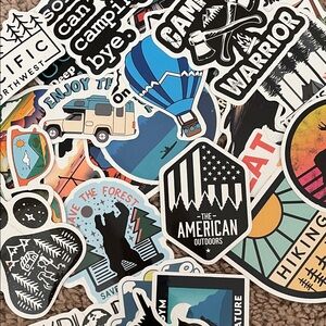 30 Travel Outdoors Themed Stickers